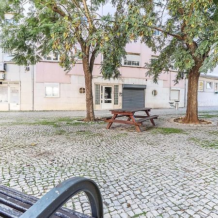 Vita Portucale ! Moscavide Casa Branca W/ Terrace Лиссабон Экстерьер фото